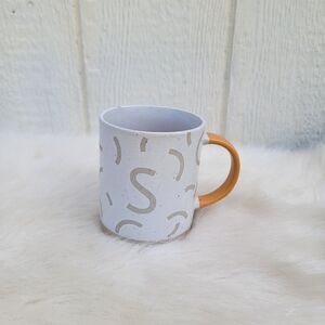 West Elm Wax Resist Monogram Coffee Mug Letter S Off Wht /tan /yel Stoneware